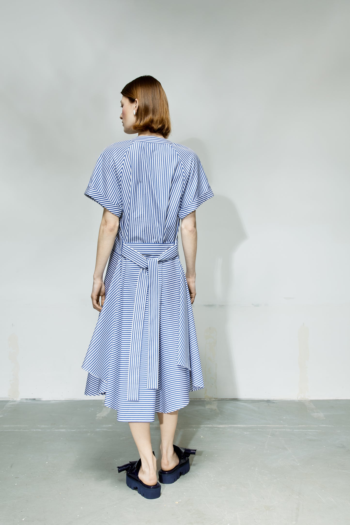 Letní bavlněné šaty MODRO-BÍLÝ PROUŽEK