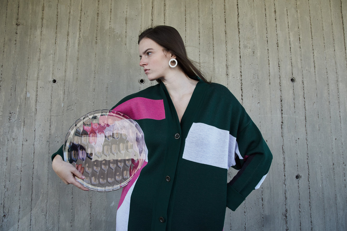 Dlouhý propínací svetr GREENERY